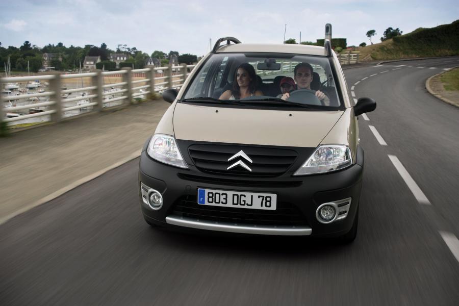  Citroen C3 XTR 2005 года  (фото 19 из 37)